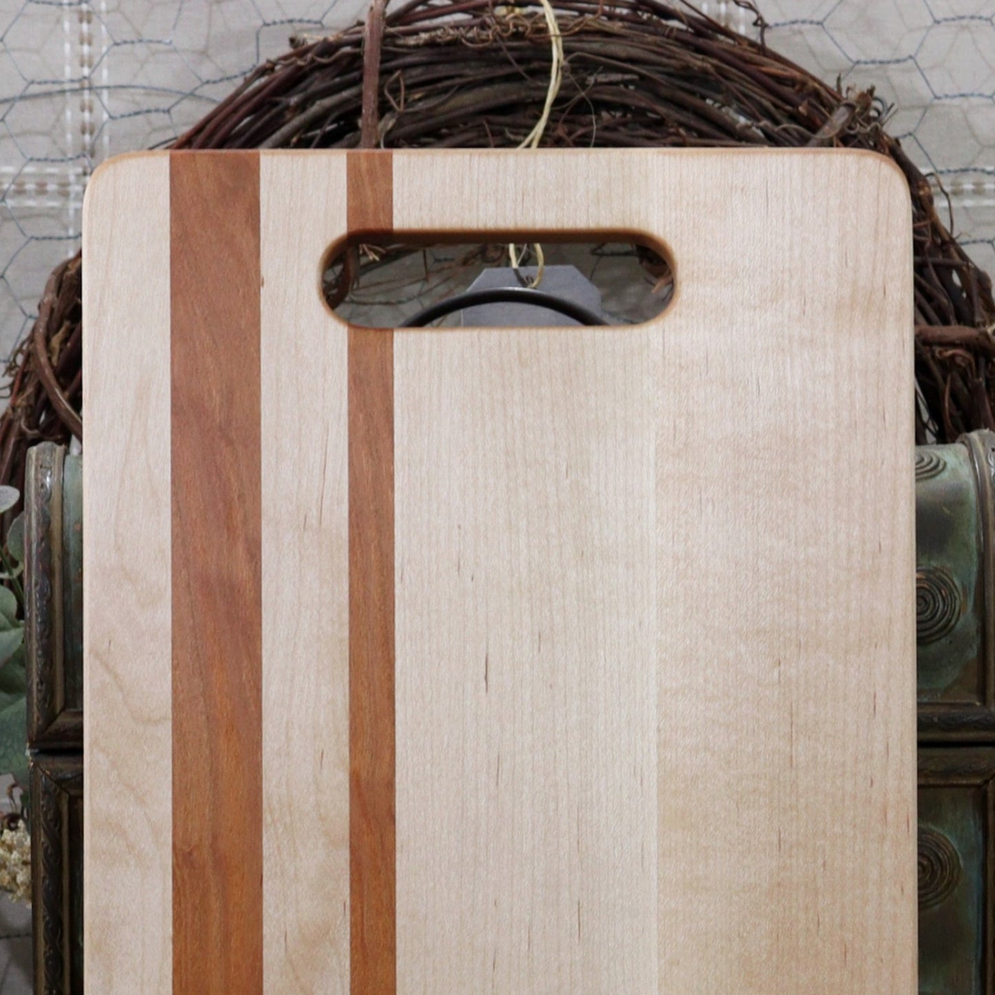 Add Feet, Handle, or Juice Groove