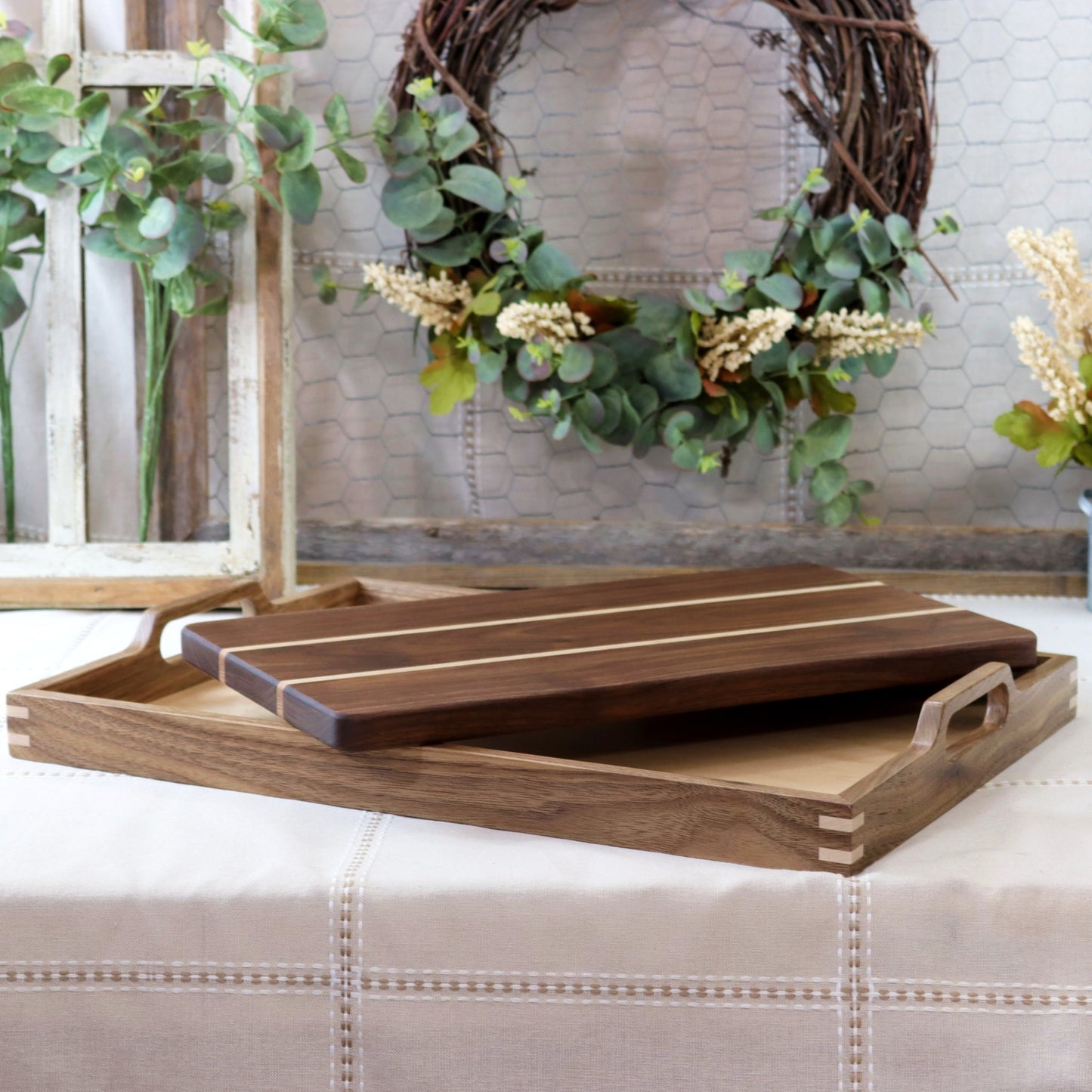 Walnut Cutting Board With Real Maple Wood Inlay