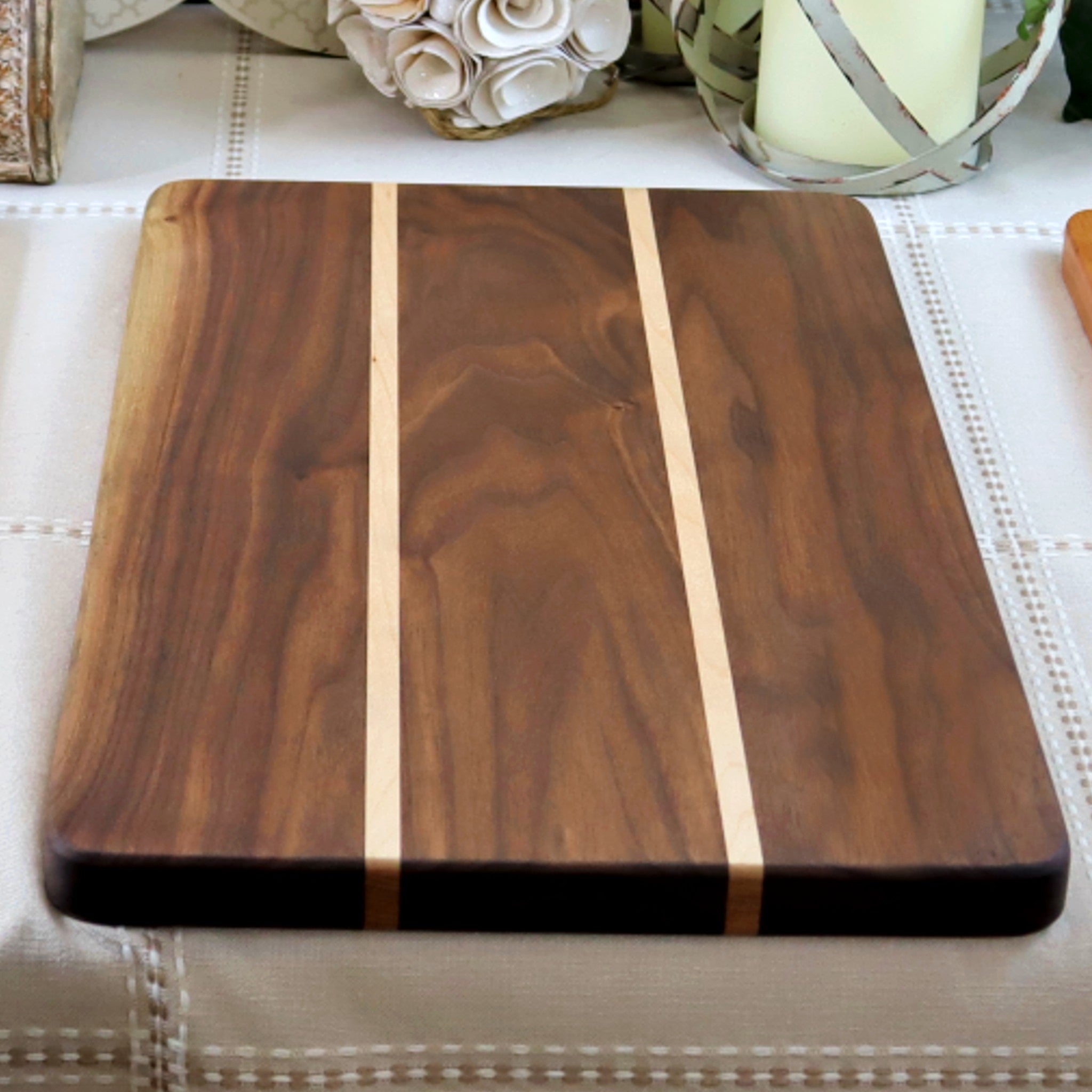 Walnut Cutting Board With Maple Inlay – Hollow Branch Creations